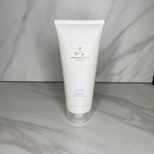 Aromatherapy Associates Revive body gel